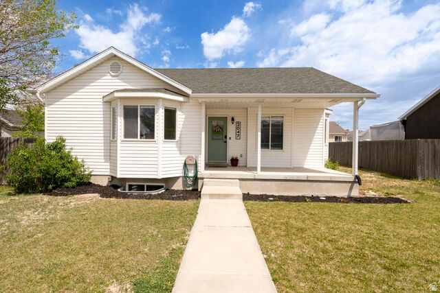 Property Photo:  2047 E Weeping Willow Way N  UT 84005 
