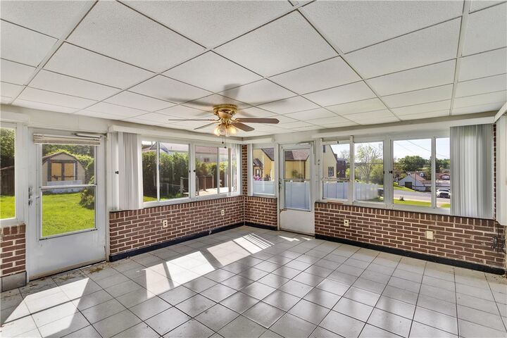 Property Photo: 2750 Ohio St PA 15102