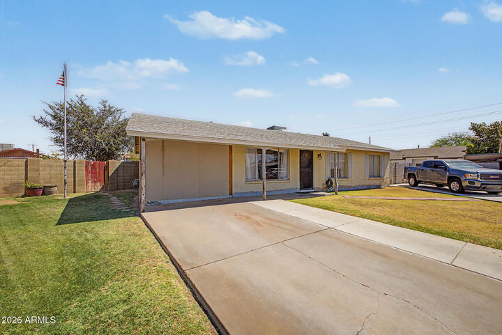 Property Photo: 2221 N 51st Drive AZ 85035