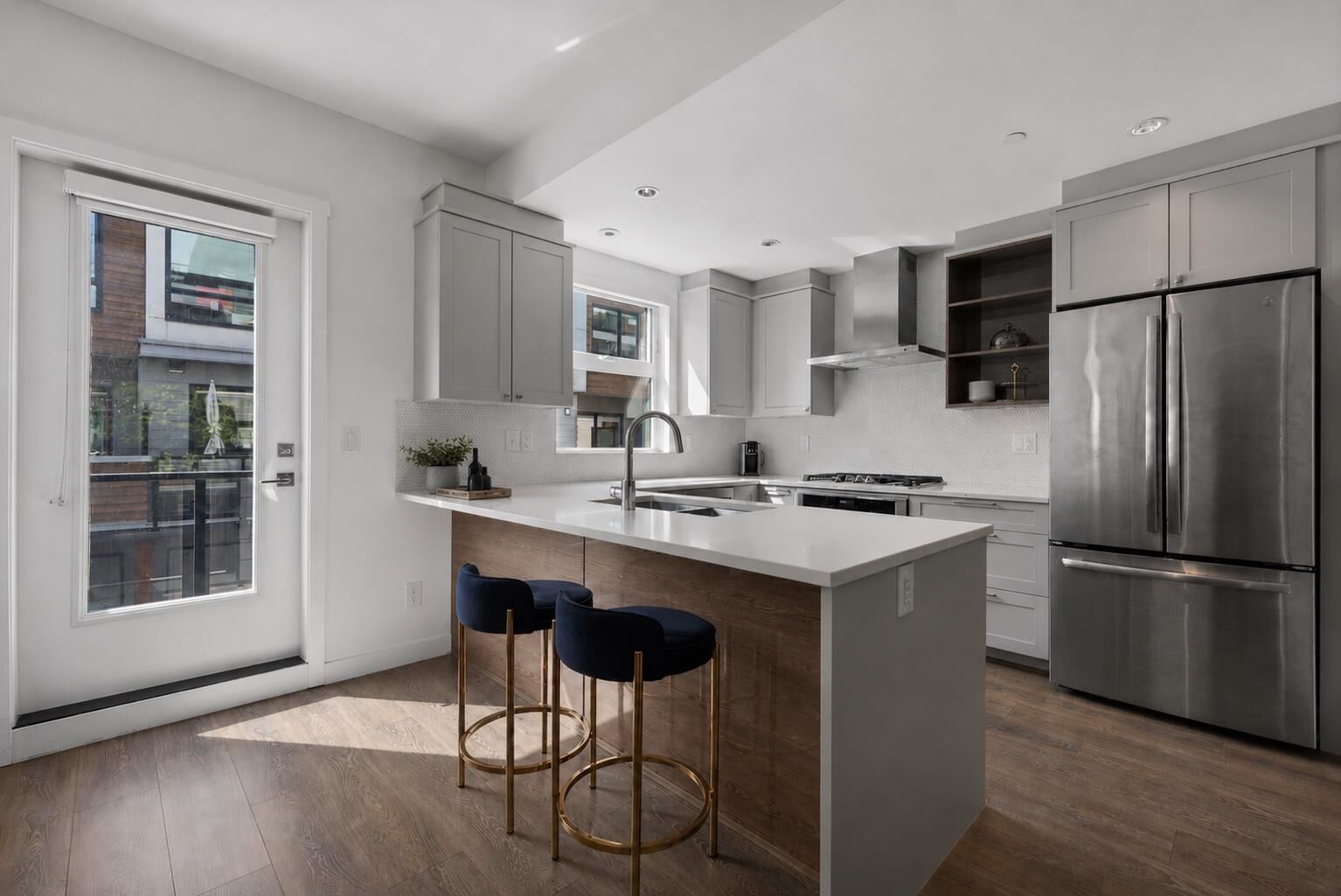 Property Photo:  856 Orwell Street 21  BC V7J 0C2 