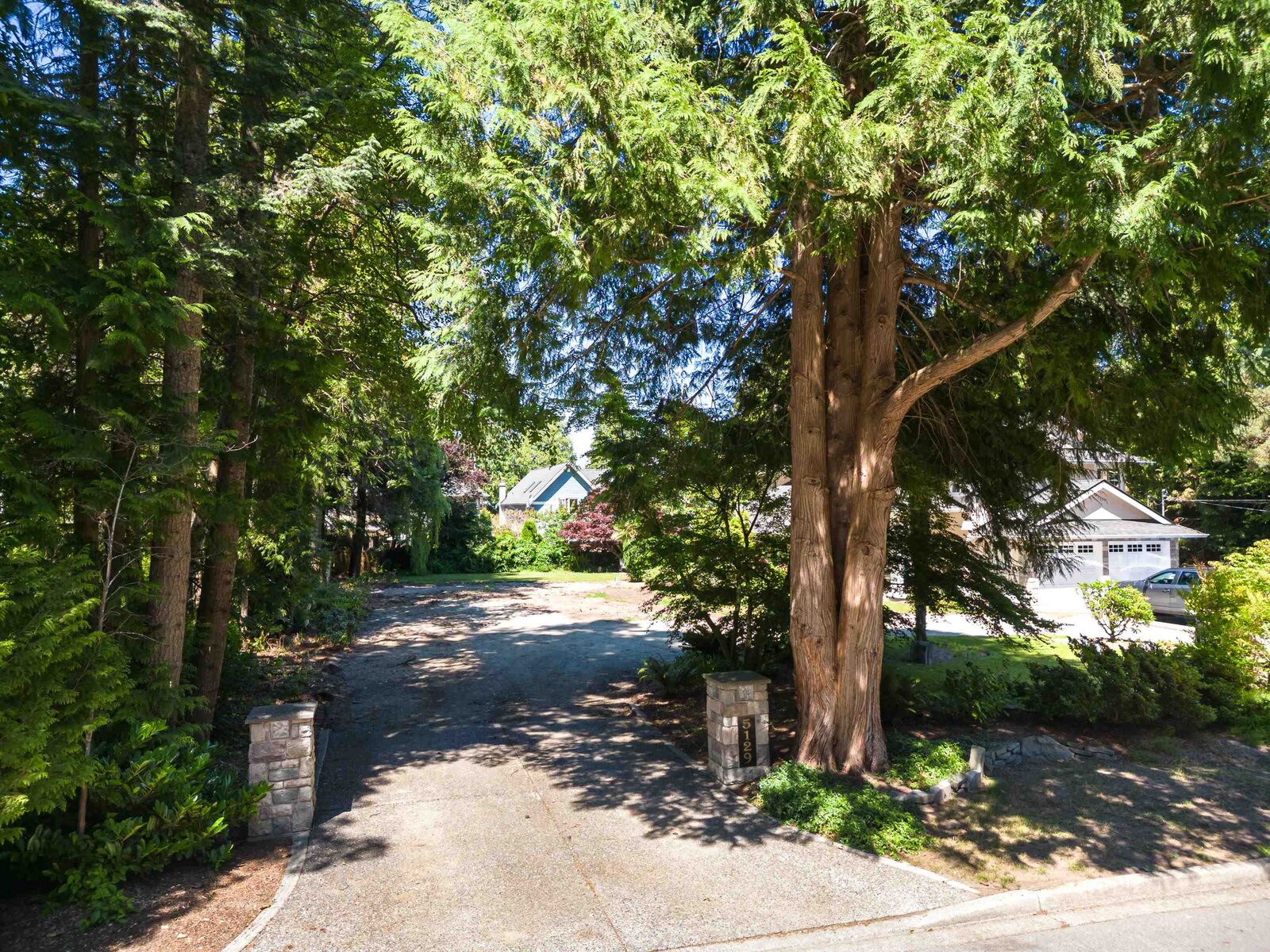 Property Photo:  5125 1st Avenue  BC V4M 1B4 