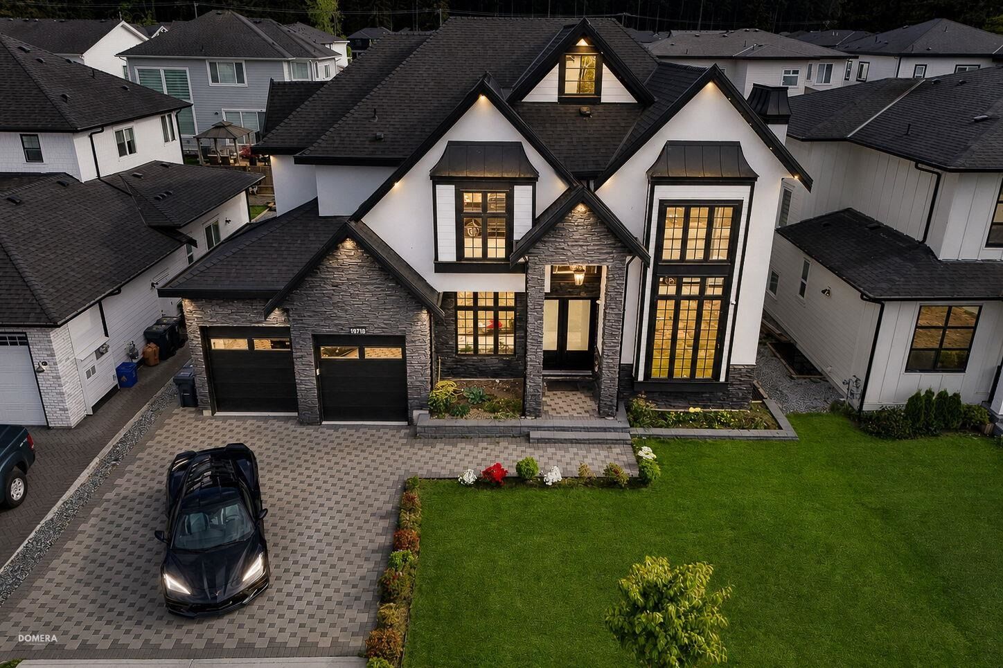 Property Photo:  19718 33 Avenue  BC V3A 0N9 