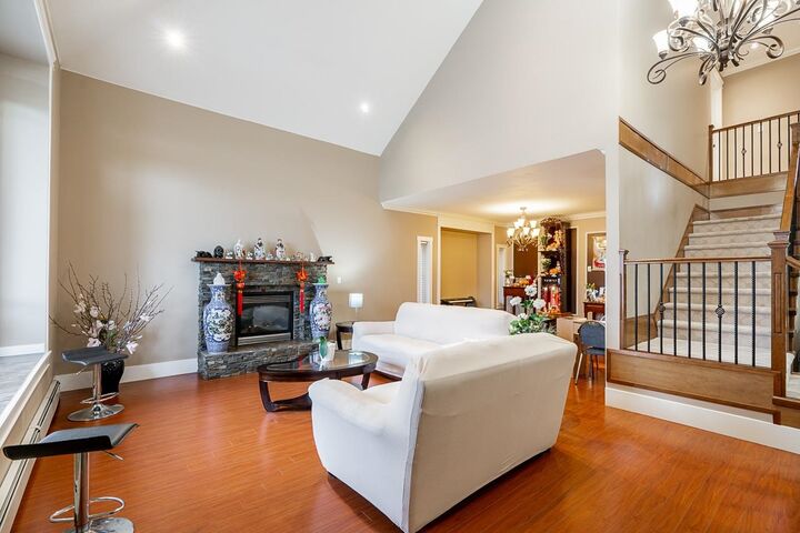 Property Photo: 27760 Pullman Avenue BC V4X 0A2