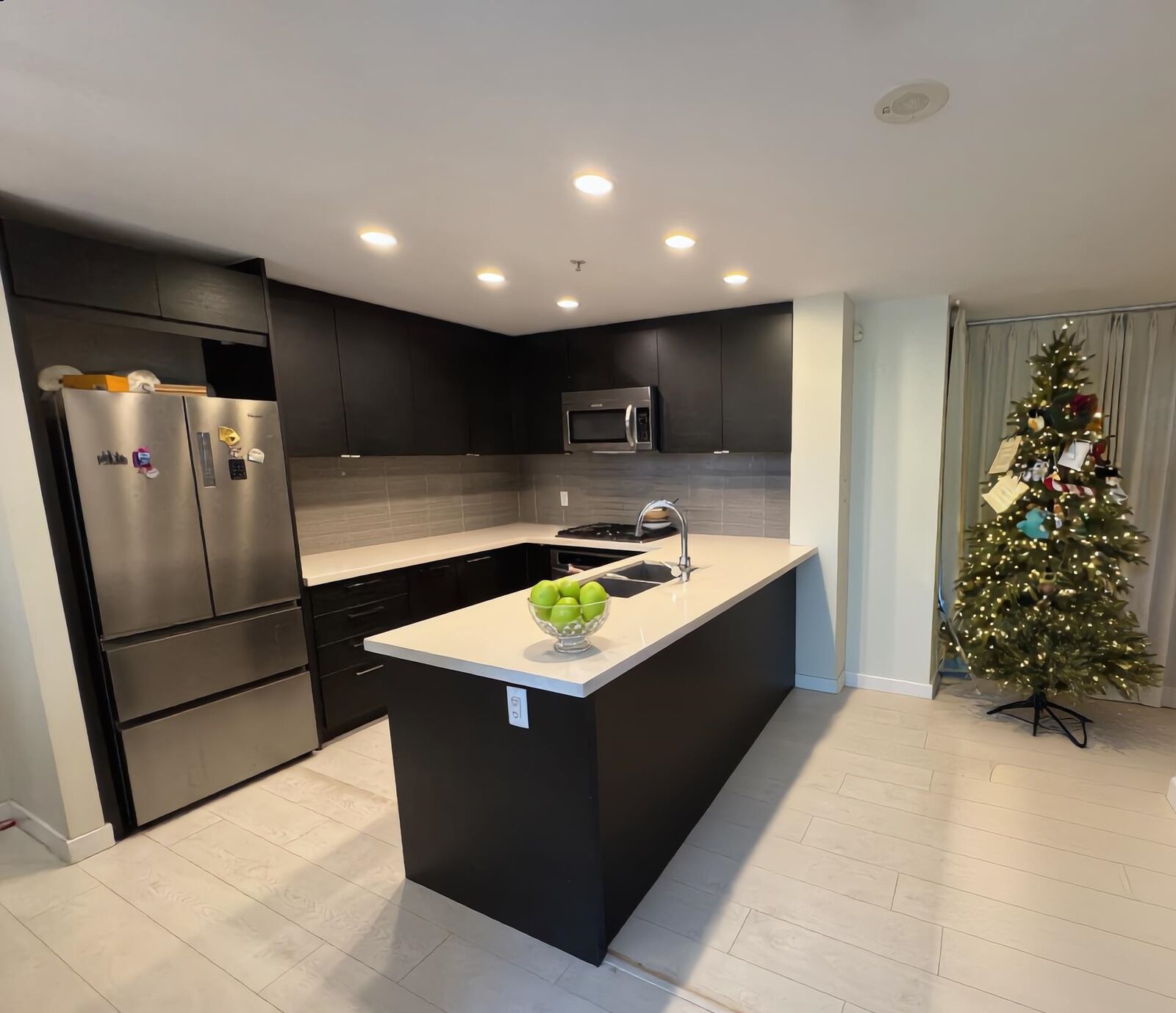 Property Photo:  6515 Nelson Avenue  BC V5H 0C2 