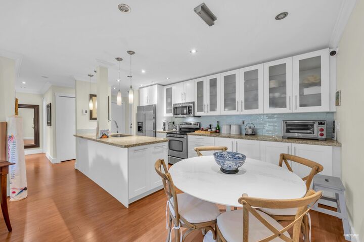 Property Photo:  1235 W 15th Avenue 109  BC V6H 1S1 