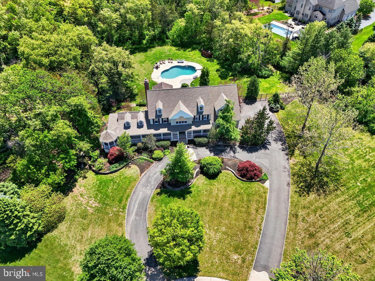 Property Photo:  6 Harman Court  NJ 08844 