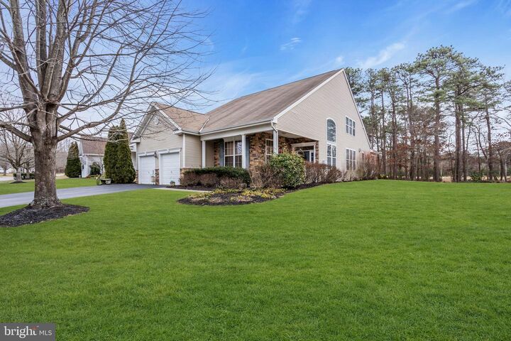 Property Photo:  121 Golf View Drive  NJ 08087 
