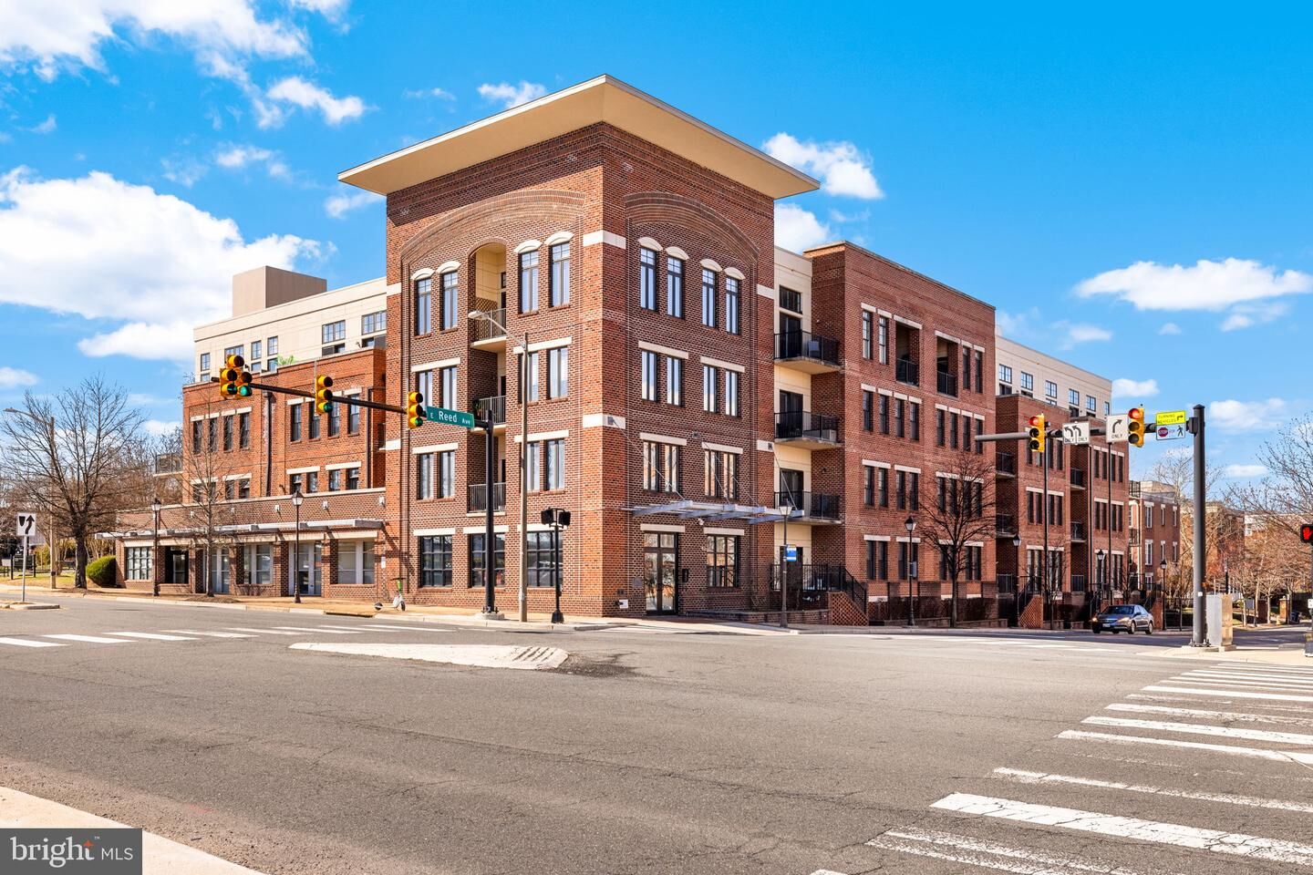 Property Photo:  181 Reed Avenue E 110  VA 22305 