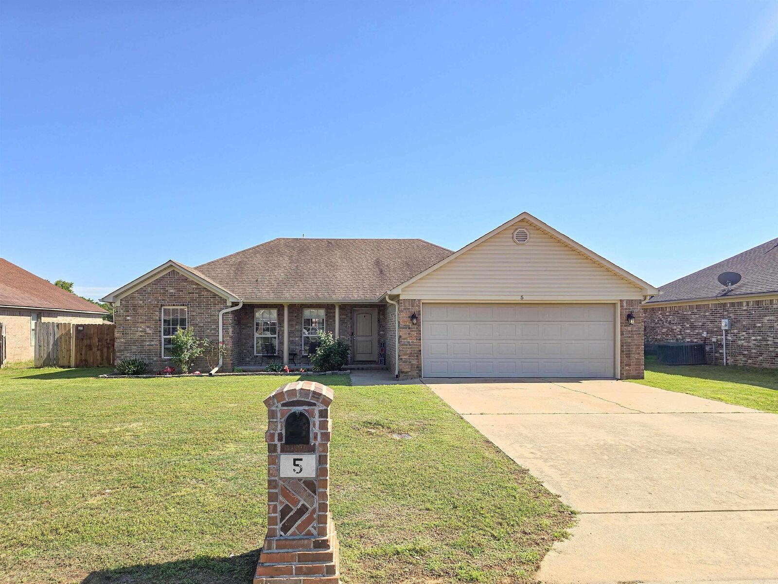Property Photo:  5 Turquoise Cove  AR 72058 