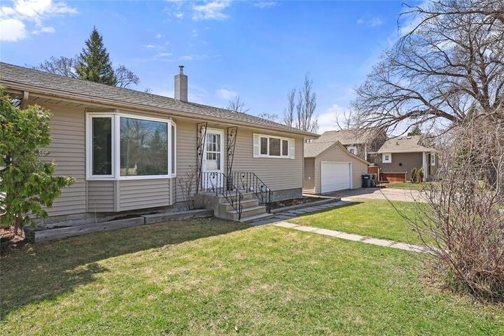 Property Photo:  120 Montreal Avenue West  MB R0G 1K0 