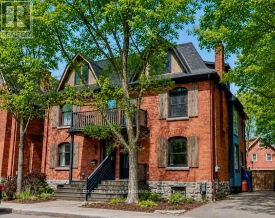 Property Photo:  31 Fifth Avenue  ON K1S 2M3 