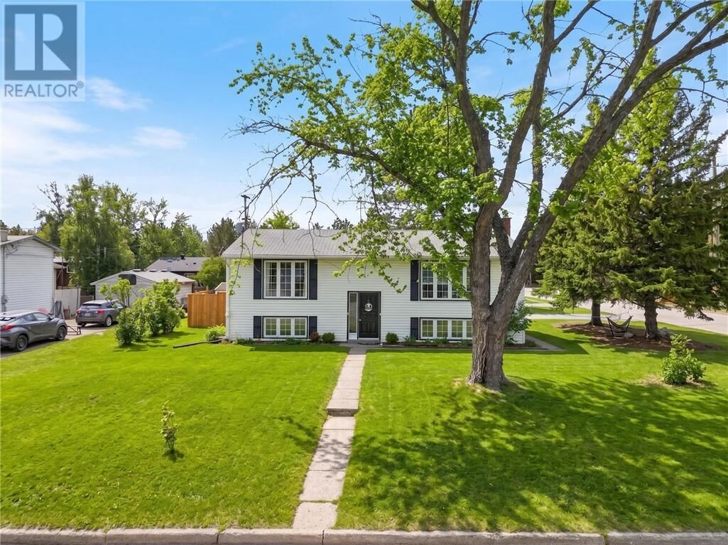 Property Photo:  2 Chesser  ON P0M 1S0 