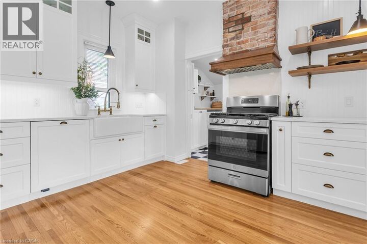 Property Photo:  59 Washington Grand Avenue  ON N4G 1Y8 