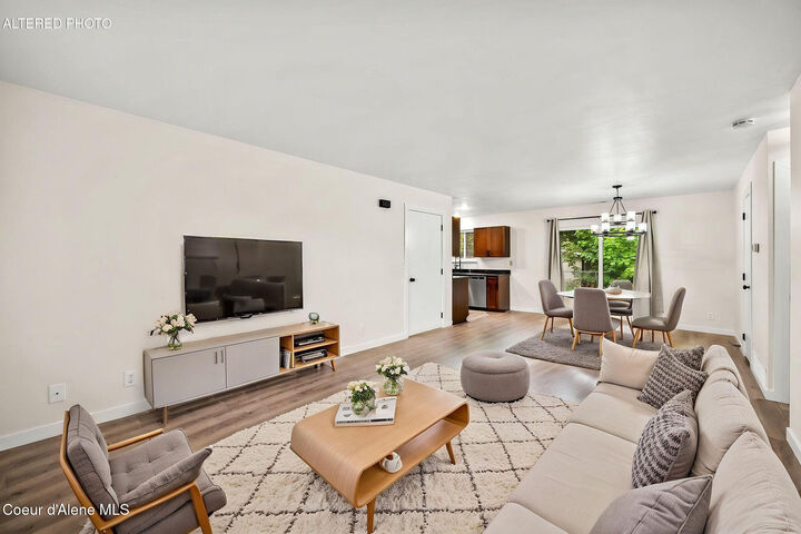 Property Photo:  1715 Main St A&Ampb  ID 83864 