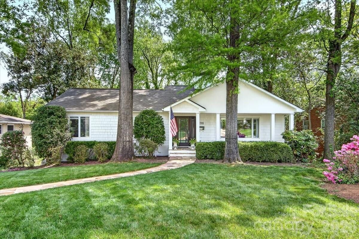 Property Photo:  3209 Fairfax Drive  NC 28209 