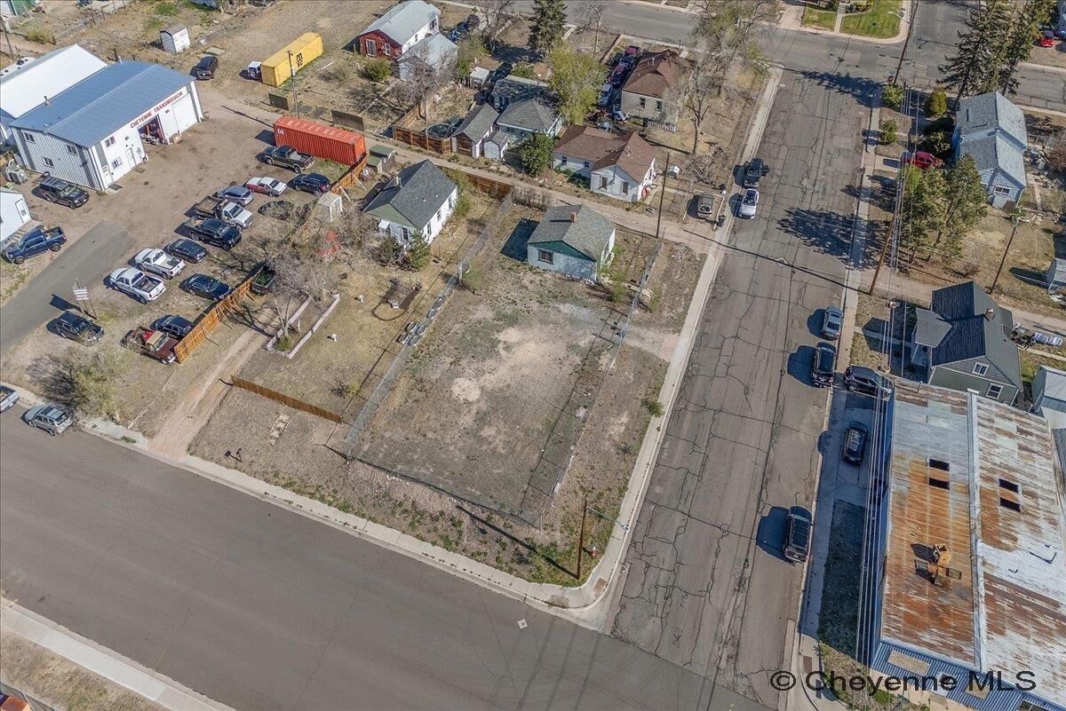 Property Photo: 908 Converse Ave WY 82001