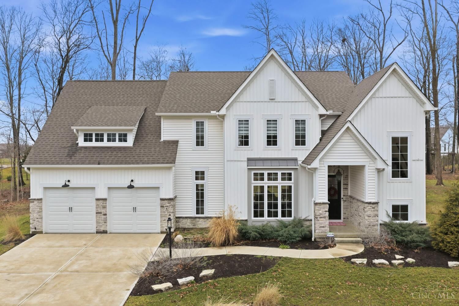 Property Photo: 946 Lavender Way OH 45152