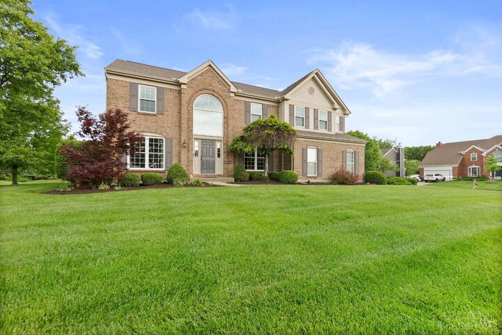 Property Photo:  6120 Greenbrier Glen  OH 45040 