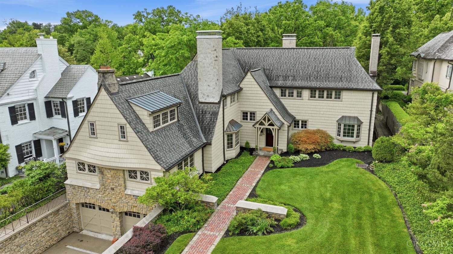 Property Photo:  2611 Handasyde Avenue  OH 45208 