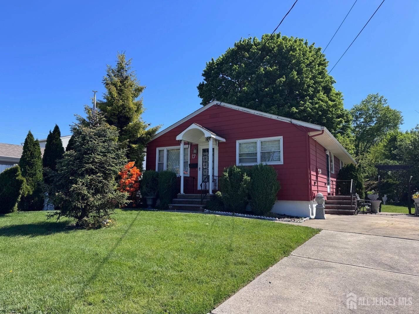 Property Photo:  17 Petty Avenue  NJ 08816 