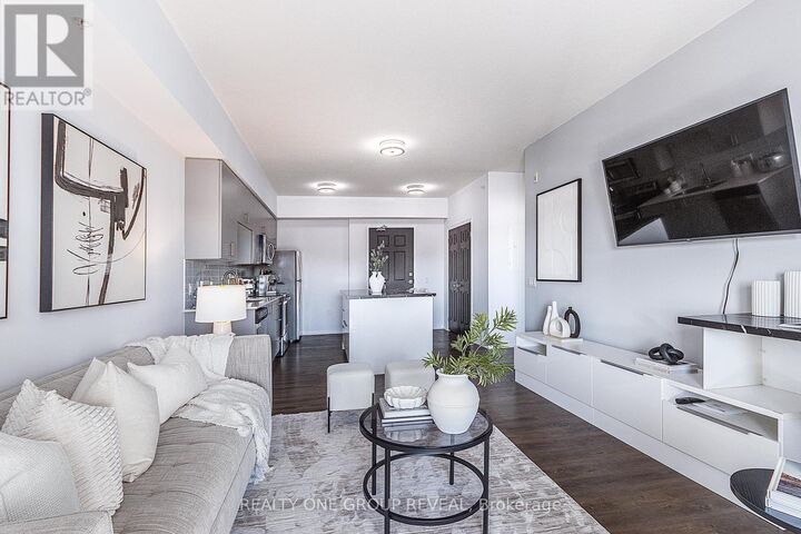 Property Photo:  290 Liberty Street North 417  ON L1C 0V5 