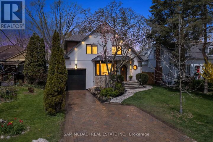 Property Photo:  130 Lake Promenade  ON M8W 1A5 