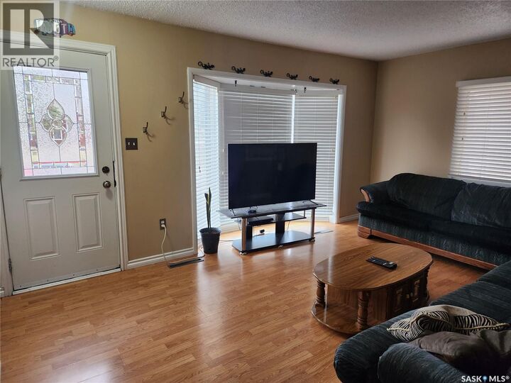 Property Photo:  1018 108th Avenue  SK S0E 1T0 