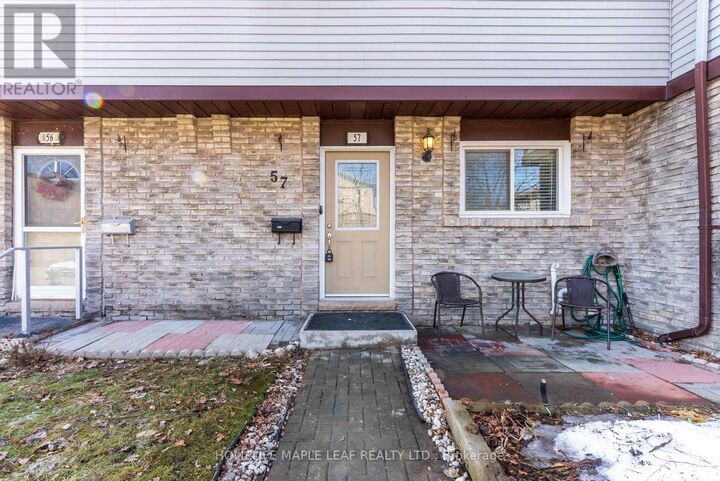 Property Photo:  45 Hansen Road North 57  ON L6V 3C5 
