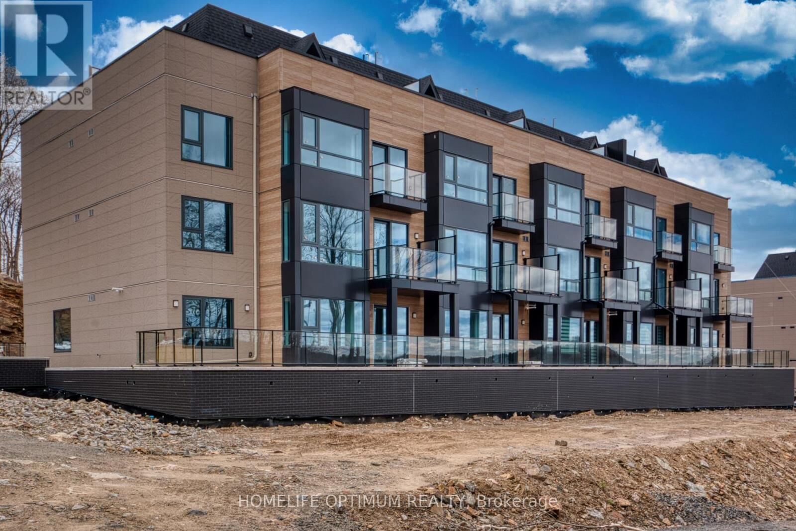Property Photo:  6 Suncrest Lane 101  ON P1H 0K3 