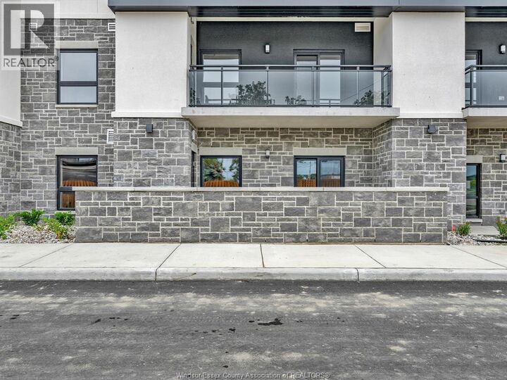 Property Photo:  11646 Tecumseh Road 500  ON N8N 1L7 