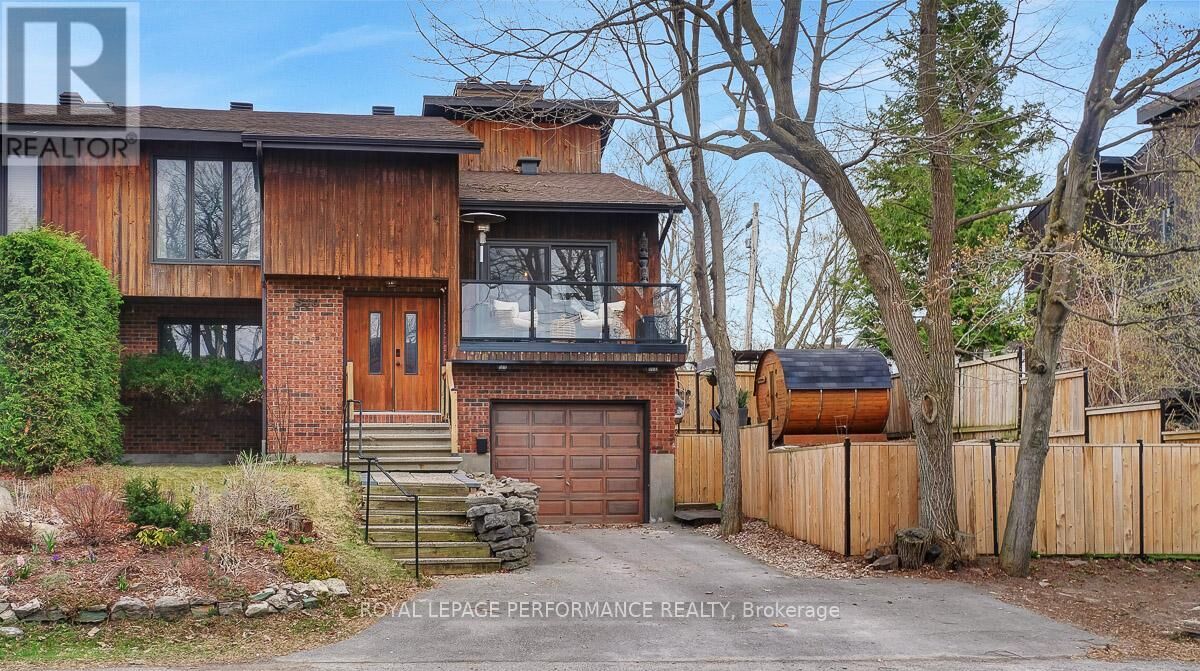 Property Photo:  510 Foxview Place  ON K1K 4C4 