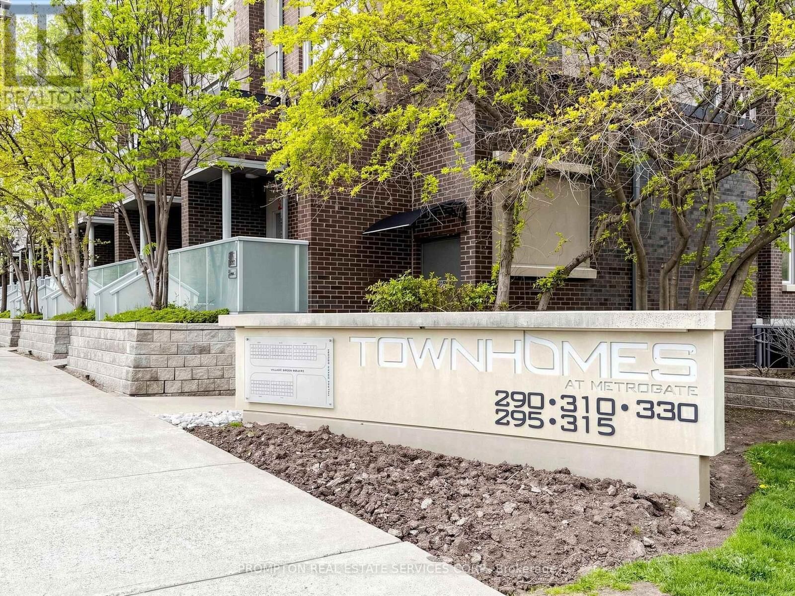 Property Photo:  330 Village Green Square 3  ON M1S 0L1 