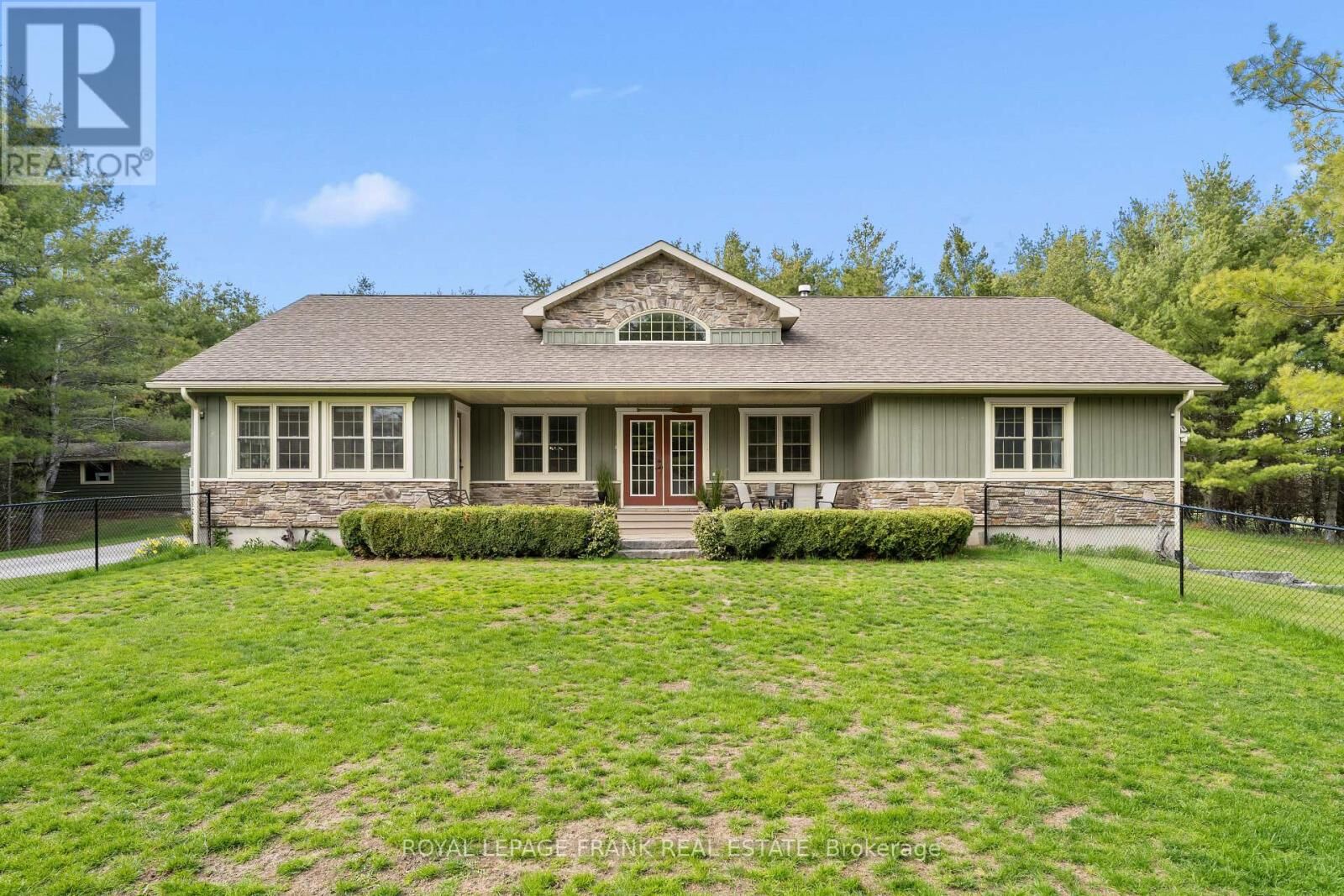Property Photo:  382 Lakehurst Circle Road  ON K0L 1J0 