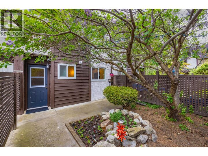Property Photo: 3135 Walnut Street 2 BC V1W 3T6