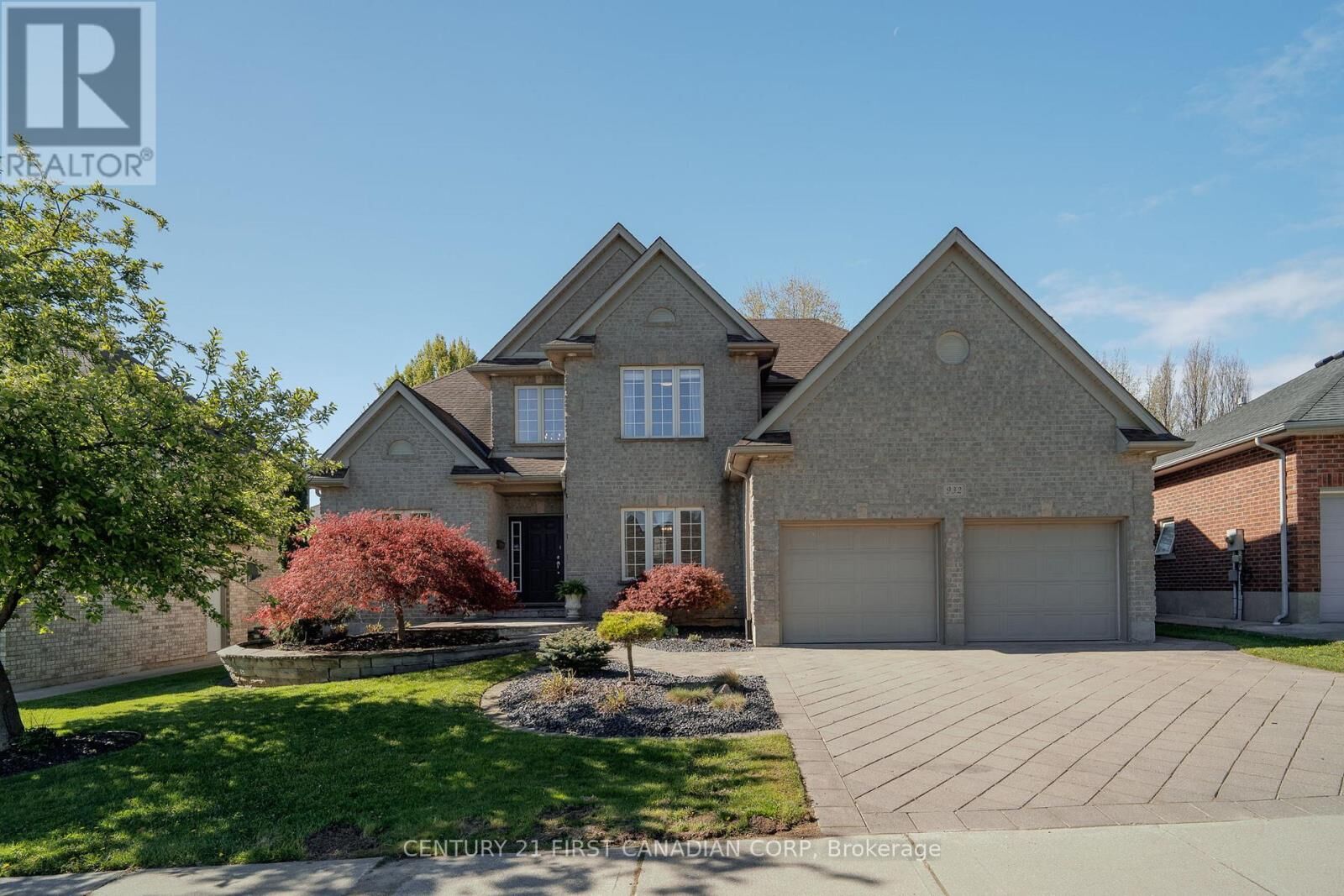 Property Photo:  932 Cranbrook Road  ON N6K 4X8 