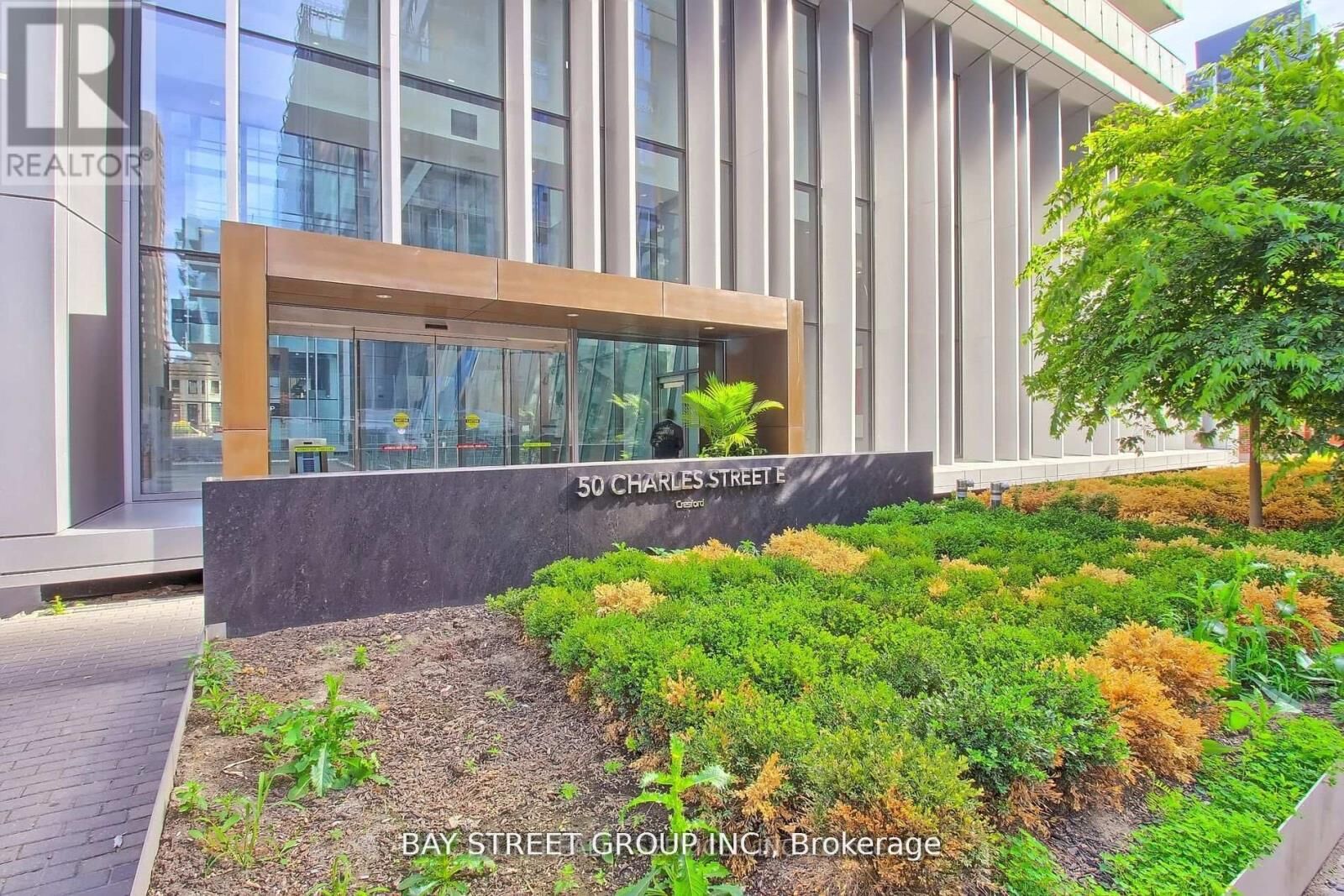 Property Photo:  50 Charles Street East 2704  ON M4Y 0C3 