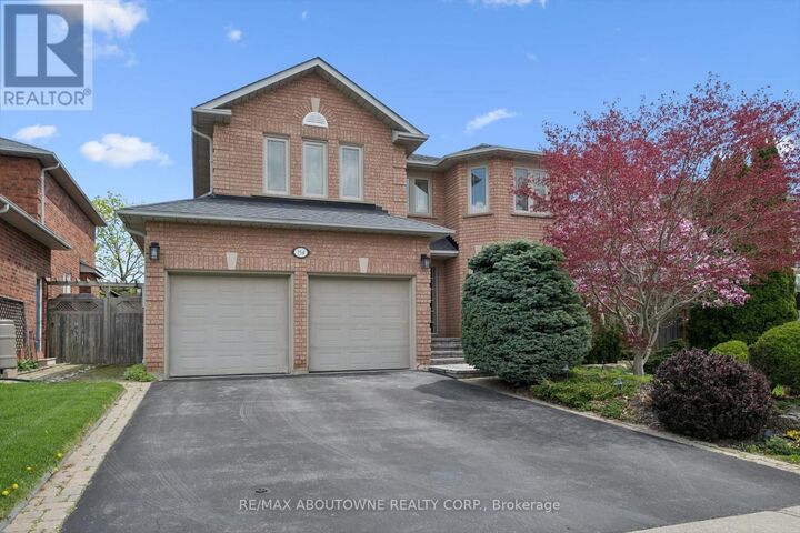 Property Photo:  154 Howell Road  ON L6H 5Z2 
