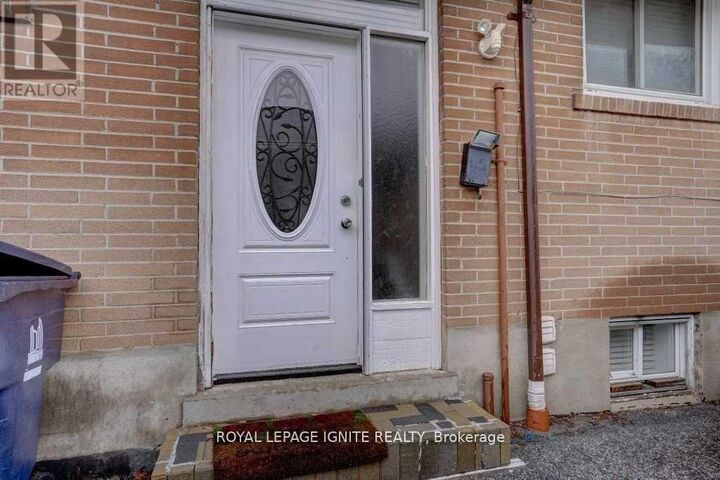 Property Photo:  53 Sundance Crescent Bsmnt  ON M1G 2M1 