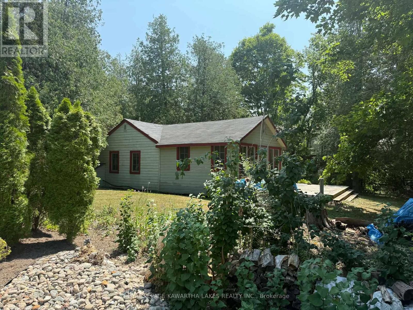 Property Photo:  8 Sturgeon Glen Road  ON K0M 1N0 