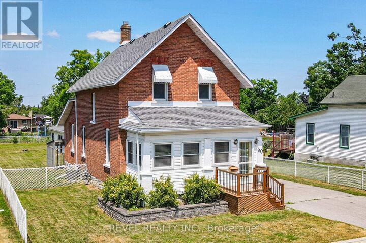 Property Photo:  60 Elgin Street  ON K9V 3W5 