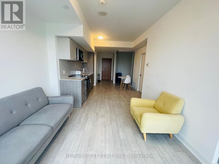 Property Photo:  30 Baseball Place 1122  ON M4M 0E8 