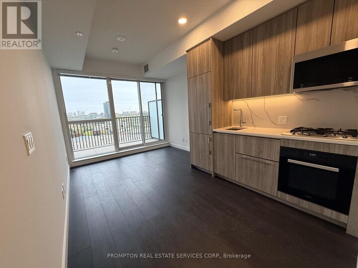 Property Photo:  18 Esther Shiner Boulevard 1107  ON M2K 0J7 