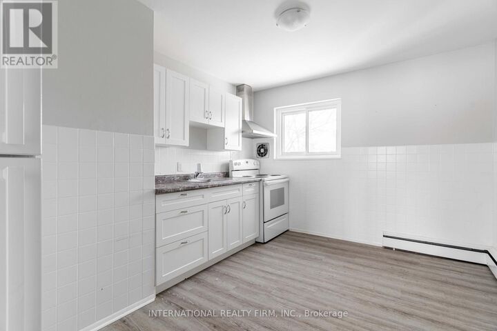 Property Photo:  75 King Edward Avenue  ON N5Z 3S7 