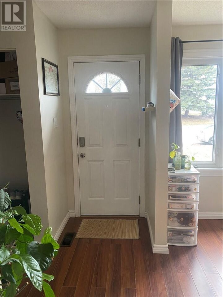 Property Photo:  141 Shelley Drive  ON P3A 2S6 