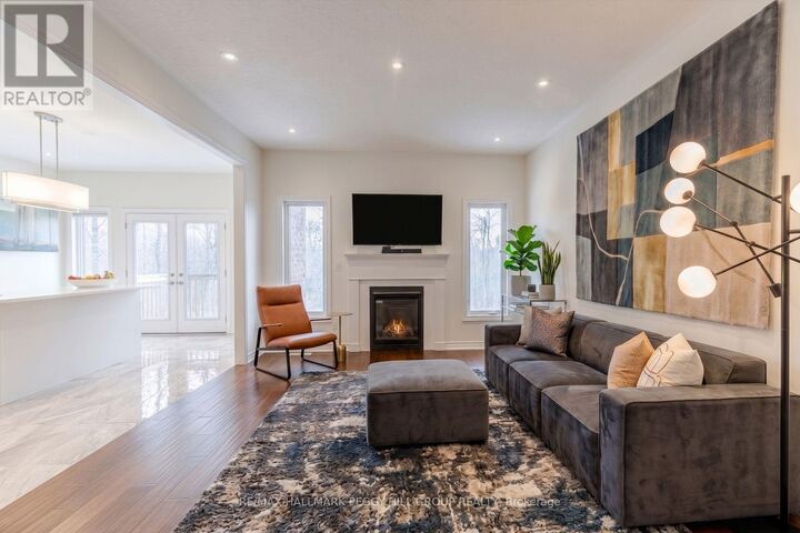 Property Photo:  82 Diamond Valley Drive  ON L0L 2E0 