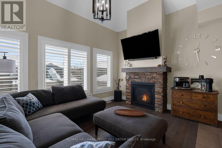 Property Photo:  10 Invermara Court 21  ON L3V 0B7 