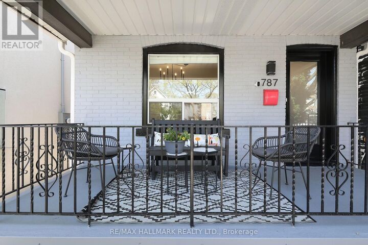 Property Photo:  787 Sammon Avenue  ON M4C 2E6 