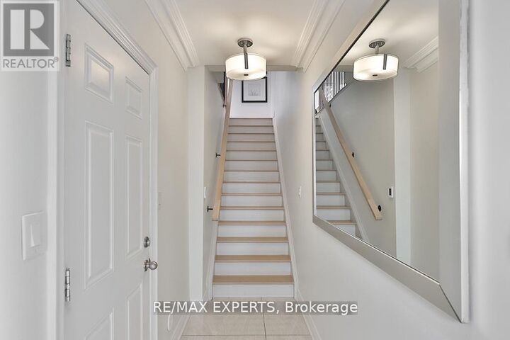 Property Photo:  129 Powseland Crescent  ON L4L 0C5 