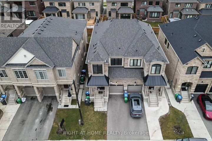 Property Photo:  25 Hubbell Road Upper  ON L6Y 1P3 