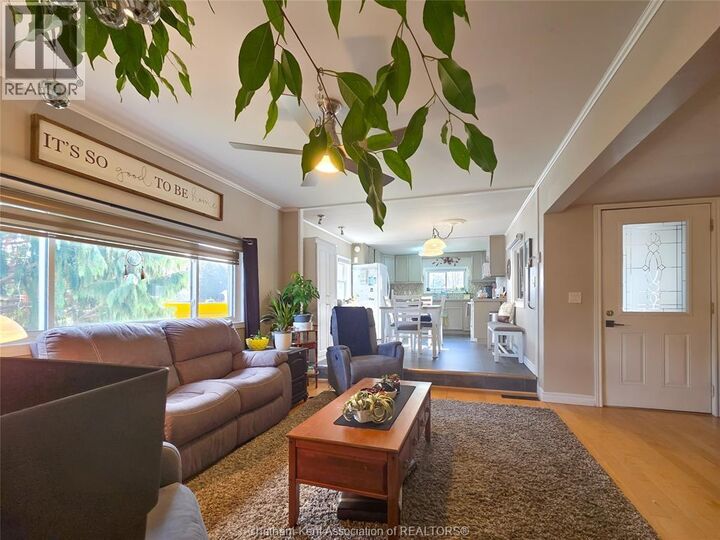 Property Photo:  22220 Charing Cross Road 21  ON N7M 5V8 